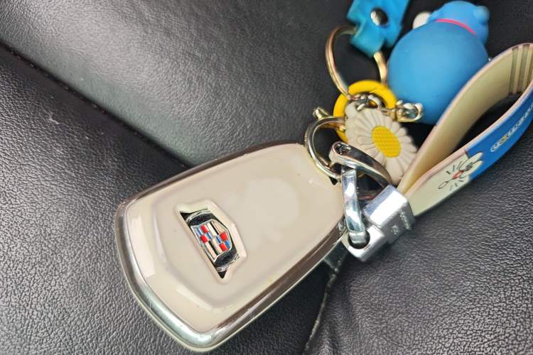 Used Cadillac SRX 2014 3.0L Comfort Model Vehicle Key