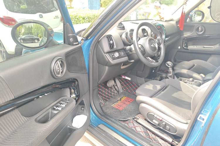 Used MINI Countryman 2017 1.5T COOPER ALL4 Traveler Driver Seat