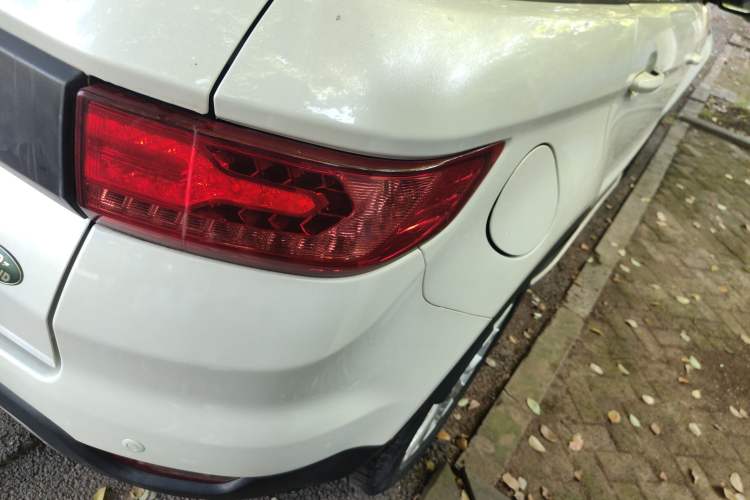 Used Land X7 2016 2.0T Panoramic Prestige Edition
