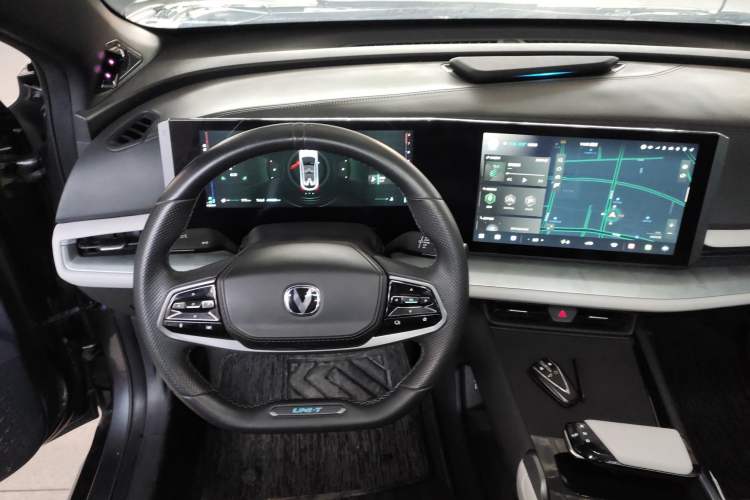 Used CHANGAN UNI-T 2023 Second-Generation 1.5T Prestige Model