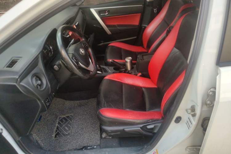 Used Toyota Levin 2017 Revised Dual-Engine 1.8H GS E-CVT Elite Sunroof Version China V Standard