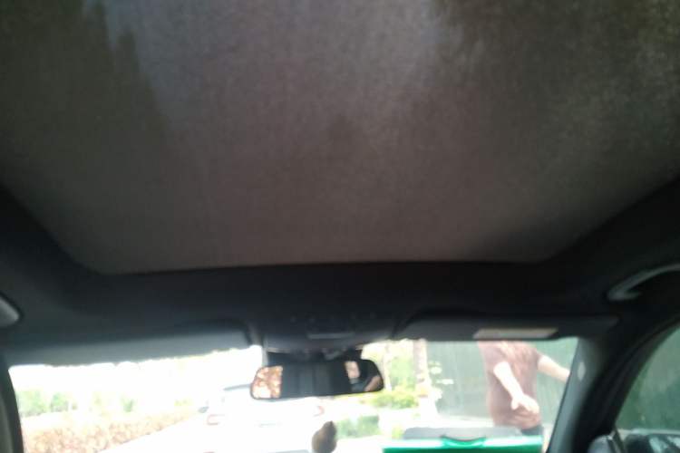 Used Mercedes-Benz GLC 2018 GLC 260 4MATIC Luxury Model Headliner