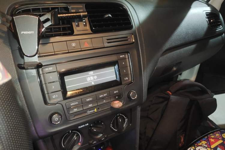 Used Volkswagen Polo 2016 1.4L Automatic Trendy Model Audio And AC Panel