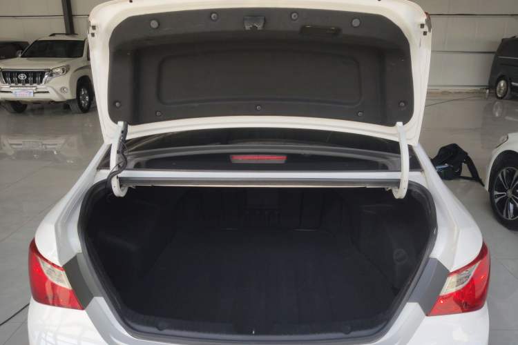 Used Hyundai Sonata 2014 2.0L Automatic Luxury Edition