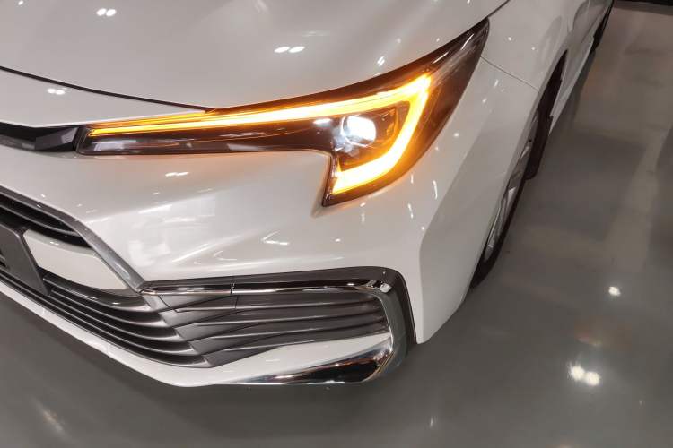 Used Toyota Levin 2023 Revised Version 2.0L Leading Edition