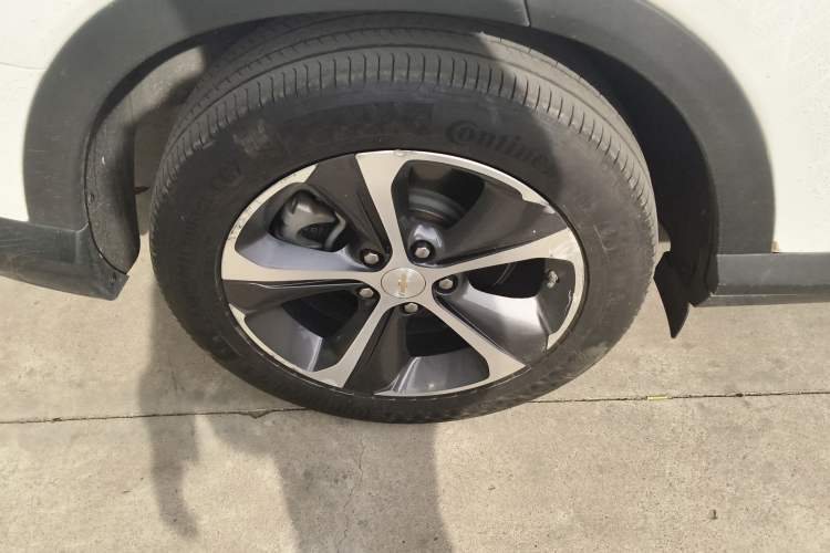 Used Chevrolet Menlo 2020 Starry Edition Right Rear Wheel Hub