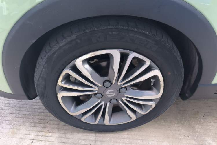 Used Leapmotor T03 2020 400 Luxury Edition Left Front Wheel Hub