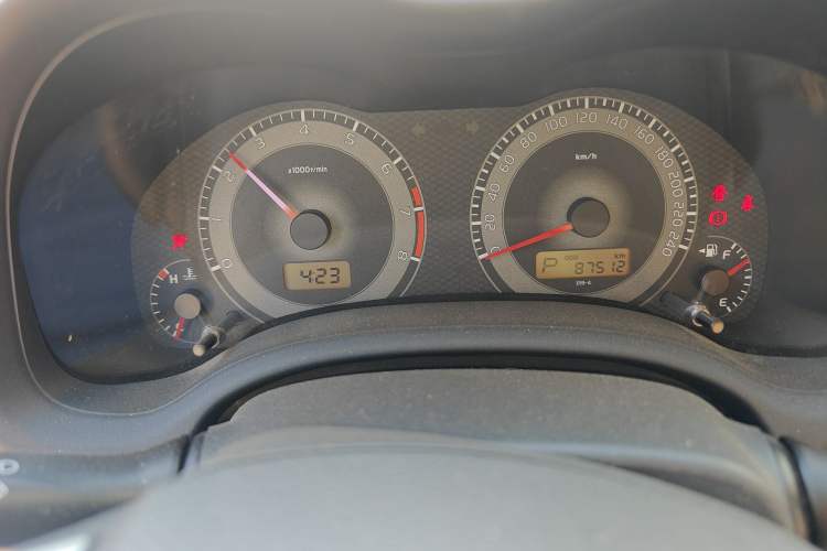 Used Toyota Corolla 2012 Luxurious Edition 1.8L CVT GL-i
