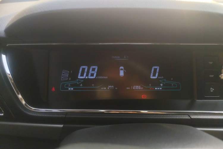 Used CHANGAN KAICHENG Oushang A600 2016 1.5L Manual Luxury 7-Seater Instrument Cluster