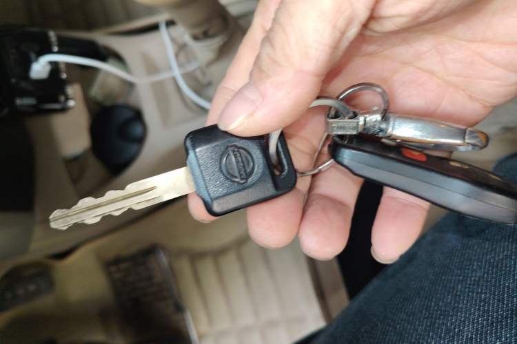 Used Nissan Livina 2013 1.6XE Manual Comfort Edition
