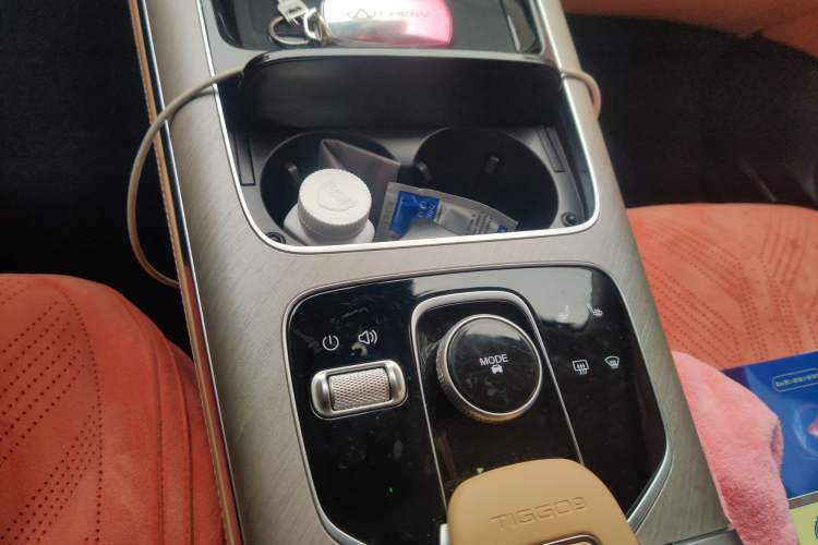 Used Chery Tiggo 9 2023 Facelift 2.0T Dual-Clutch Two-Wheel Drive Luxury Edition 7 Seats
