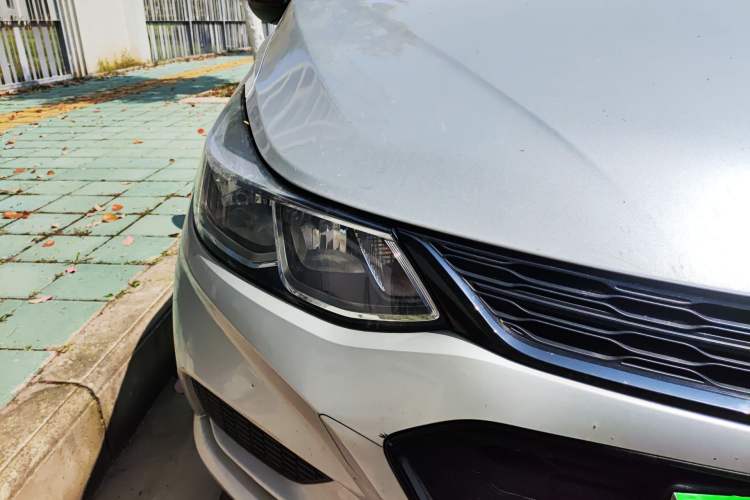 Used Chevrolet Cruze 2018 Redline 320 Automatic Pioneer Edition
