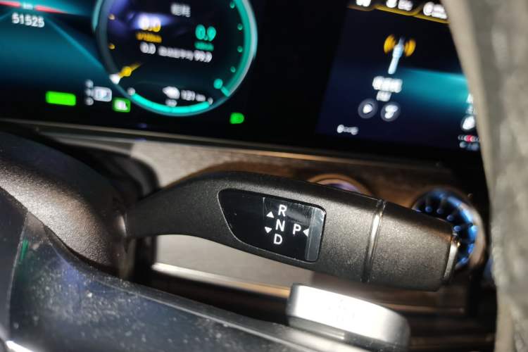 Used Mercedes-Benz E-Class New Energy 2022 Restyled E 350 e L Plug-in Hybrid Sports Sedan
