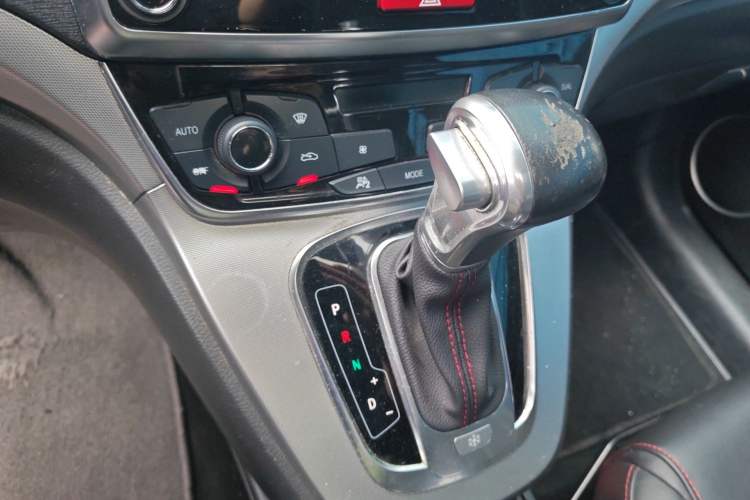 Used Haval H6 2017 Red-Label Sport Edition 1.5T Automatic Two-Wheel Drive Luxury Model
