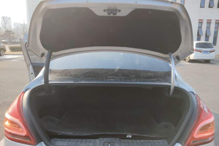 Used Peugeot 308 2014 Enjoy Edition Classic 1.6L Manual YouShang Model