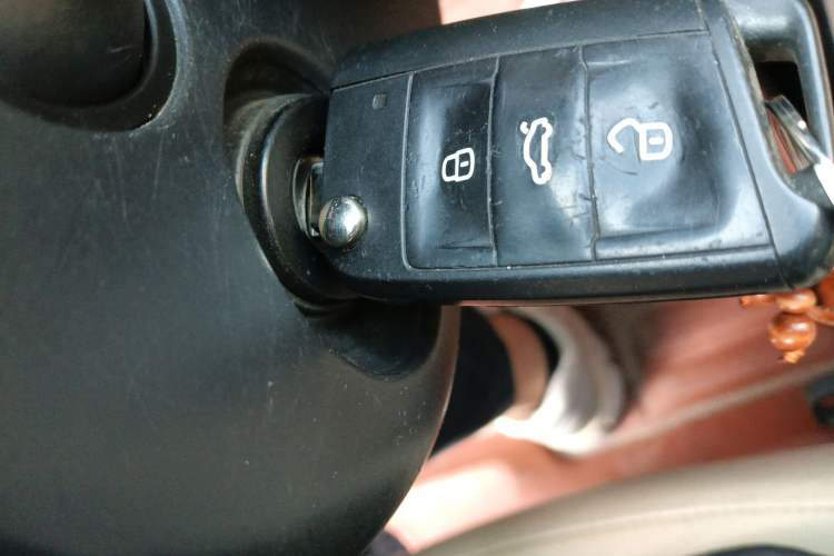 Used Skoda Octavia 2015 1.6L Manual Yijie Edition
