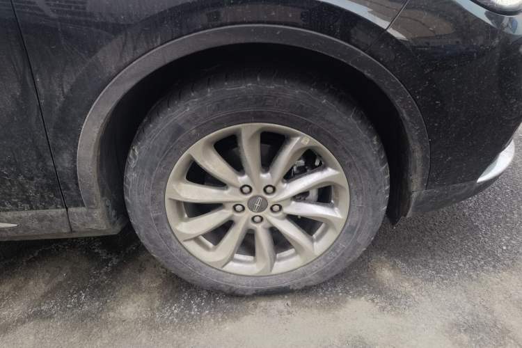 Used Lincoln Corsair 2021 2.0T Two-Wheel Drive Deluxe Edition