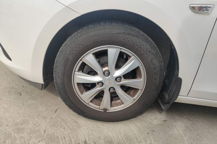 Used Chevrolet Sail 2015 Sail 3 1.5L Manual with Ideal Sunroof Edition
