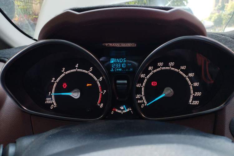 Used Ford Fiesta 2014 Hatchback 1.0 GTDi Automatic Dynamic Model