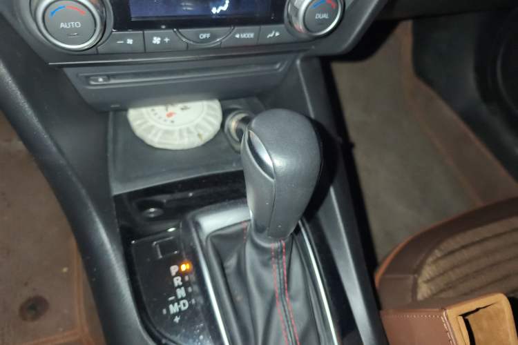 Used Mazda 3 Axela 2016 Sedan 2.0L Automatic Sport Model Gear Lever