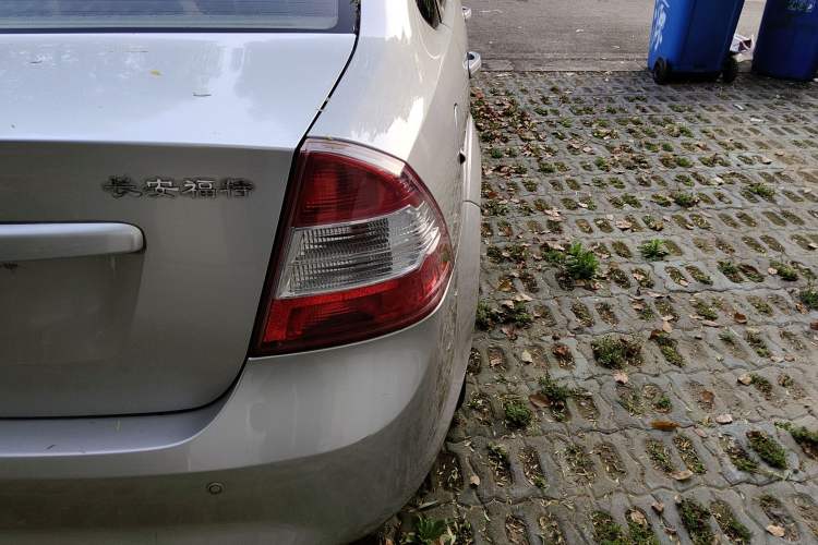 Used Ford Focus 2013 Sedan Classic 1.8L Automatic Base Model