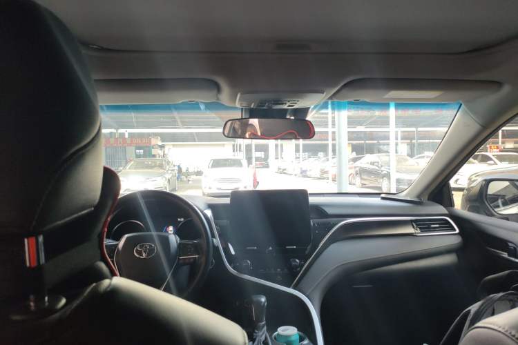 Used Toyota Camry 2022 2.0S Knight Edition
