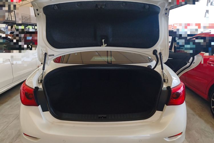 Used Infiniti Q50L 2016 2.0T Comfort Edition Trunk
