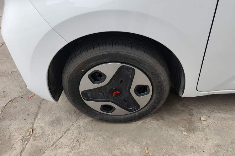 Used Wuling Zhiguang New Energy 2025 Comfort Model Exterior 4