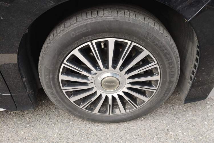 Used GAC Trumpchi M8 2021 Master Series 390T Four-Seat Deluxe Edition Right Front Wheel Hub