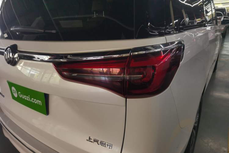 Used Buick GL8 2022 ES Landtrek 653T Luxury Edition