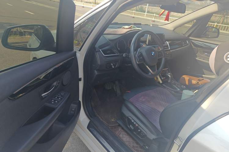 Used BMW 2 Series Active Tourer 2019 218i Luxury Sports Package Driver Seat