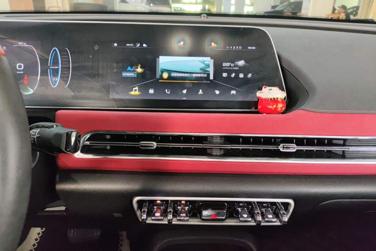 Used ORA Good Cat GT 2022 Mulan Edition 480km Long-Range续航 Audio And AC Panel