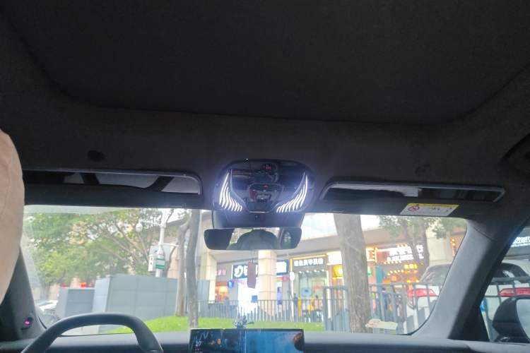 Used VOYAH COURAGE 2024 Long-Range Supercharge Edition Headliner