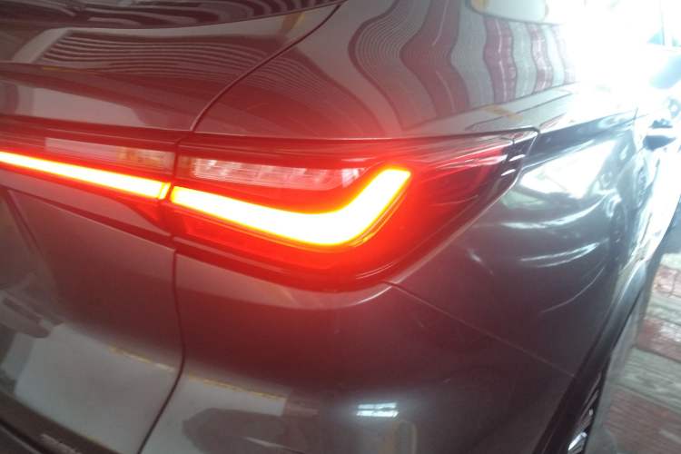 Used Oshan X5 2021 Revised Version 1.5T DCT Luxury Edition