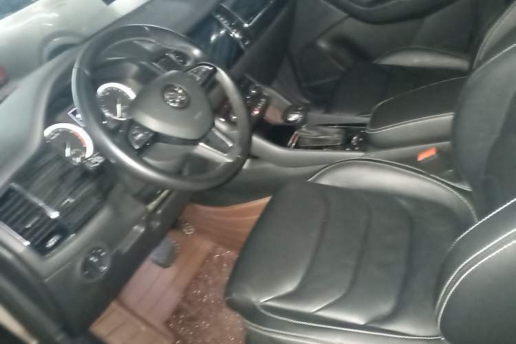 Used Skoda Kodiaq 2018 Facelifted TSI330 5-Seater Two-Wheel-Drive Luxury Enjoyment Edition