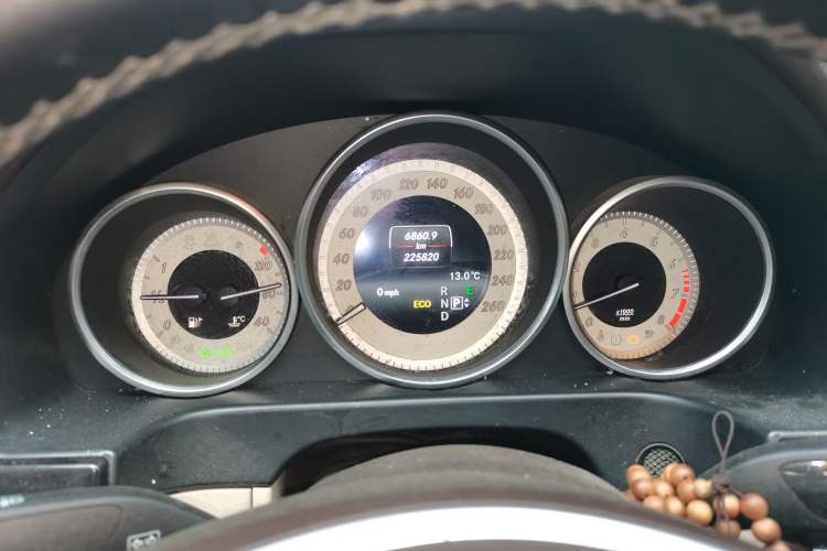 Used Mercedes-Benz E-Class 2015 E 260 L Sport & Fashion Model