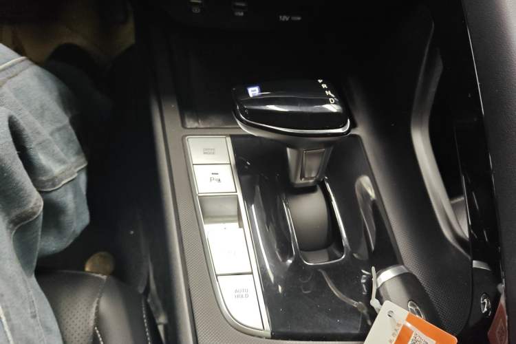 Used Hyundai Elantra 2022 1.5L CVT LUX Black Knight Limited Edition
