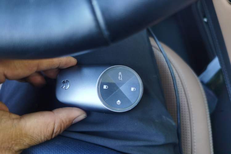 Used Nio ES8 2020 415 km Range 6-Seater Version
