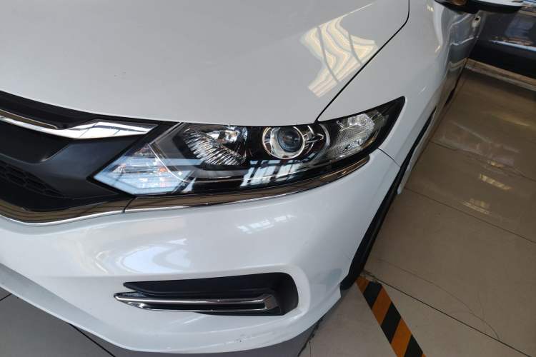 Used Honda Jade 2017 1.8L automatic Comfort version 5 seats
