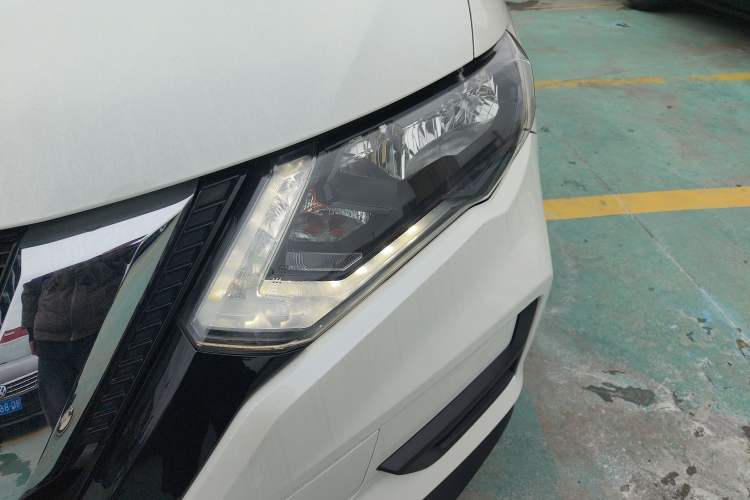 Used Nissan X-Trail 2020 2.0L XL ITS CVT 2WD SmartConnect Comfort Edition Left Front Headlight