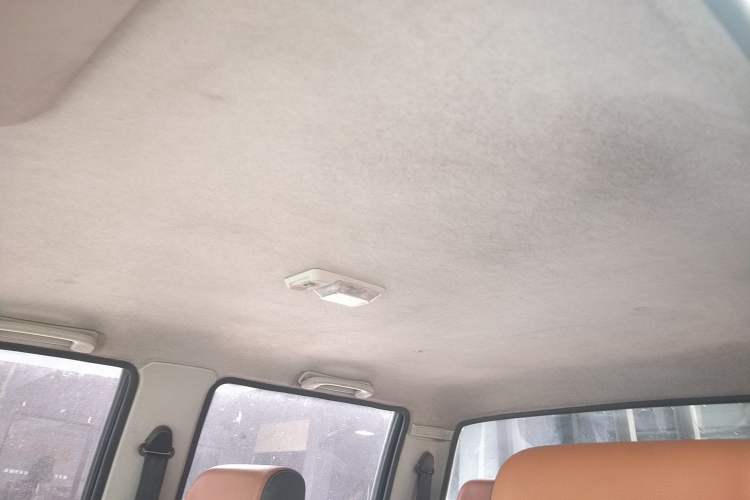 Used JMC Baodian 2018 2.9T New Value-Packed Two-Wheel-Drive Diesel Comfort Version with Extended Cargo Bed – JX4D30B5L
