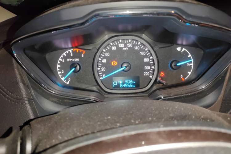 Used Ford Escort 2017 Happiness Edition 1.5L Automatic Fashion Version Odometer Close Up