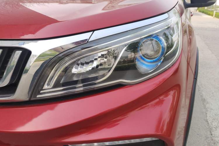 Used Geely Auto Vision X3 2020 1.5L CVT Luxury Model Left Front Headlight