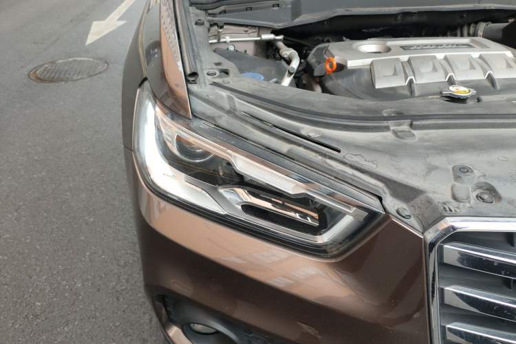 Used Haval H6 Coupe 2017 Red-Label 2.0T Automatic Two-Wheel Drive Elite Model