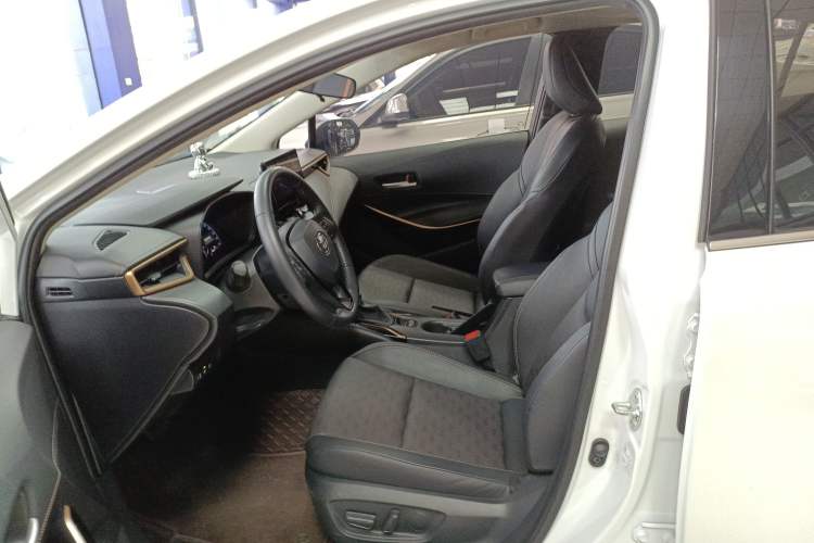 Used Toyota Levin 2023 Revised Version 2.0L Premium Edition