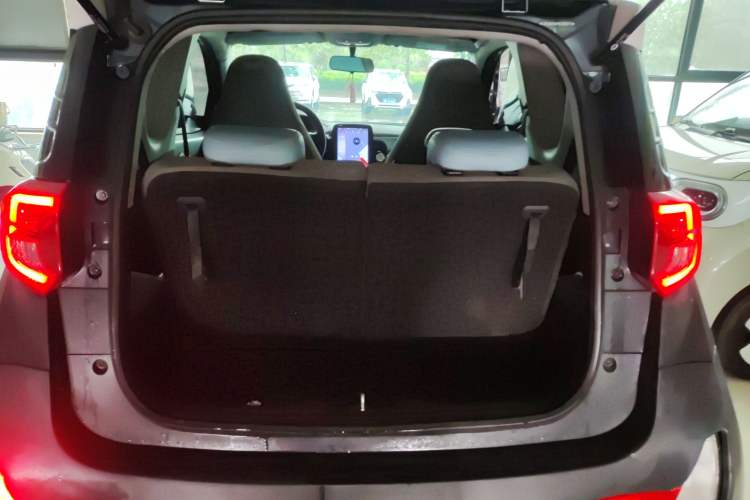 Used Chery QQ Little Ant 2021 200 000-Yuan Ant Fan Edition Talent Version NMC Battery 301 km Trunk