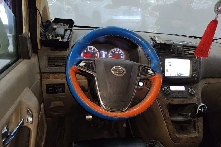 Used GAC Gonow Starry 2013 1.5L Seven-Seater Supreme Model
