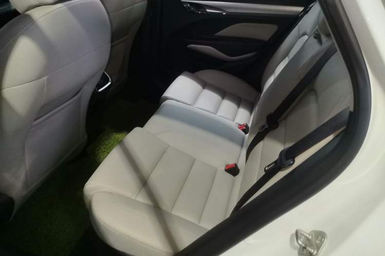 Used Geely Auto Binray 2019 200T DCT Binzhi Edition Left Rear Seat
