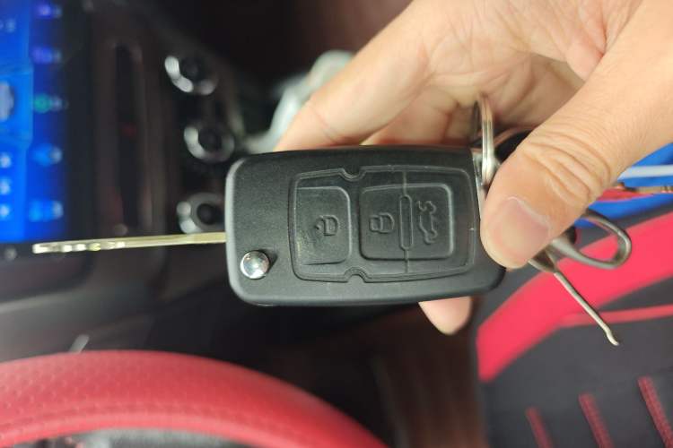 Used Geely Auto GX7 2014 2.0L Automatic Luxury Version