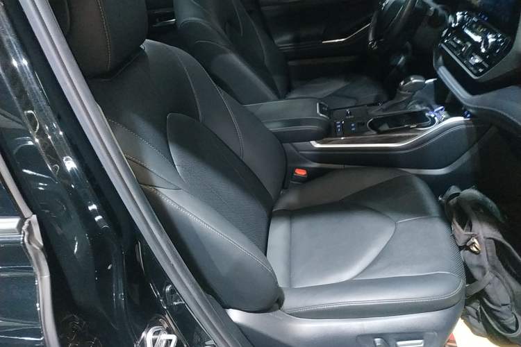 Used Toyota Highlander 2022 Dual-Engine 2.5L Four-Wheel Drive Supreme Edition 7-Seater